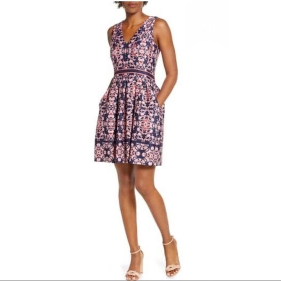 VINCE CAMUTO Pink and Blue Fit and Flare Scuba Dress   Size 6 - Picture 2 of 11